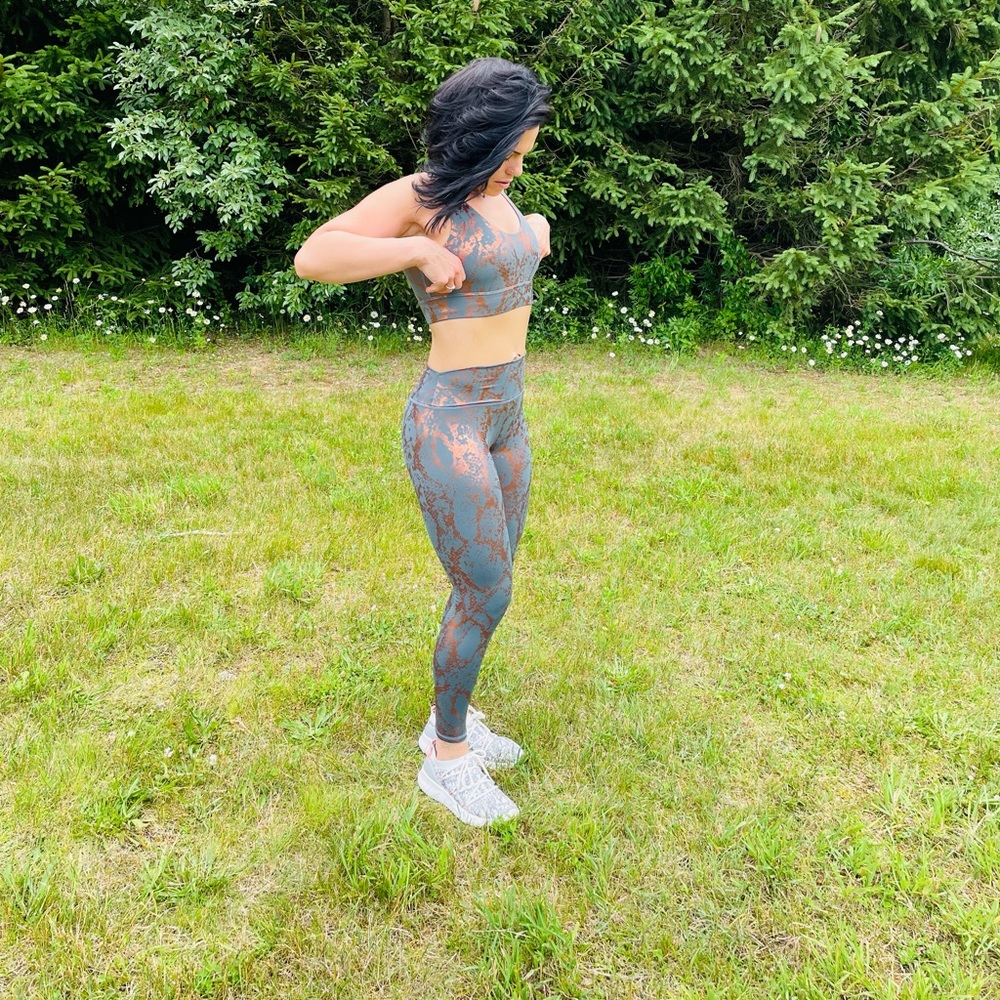🍑COOPER SNAKE SKIN PRINT LEGGINGS  SET🍑